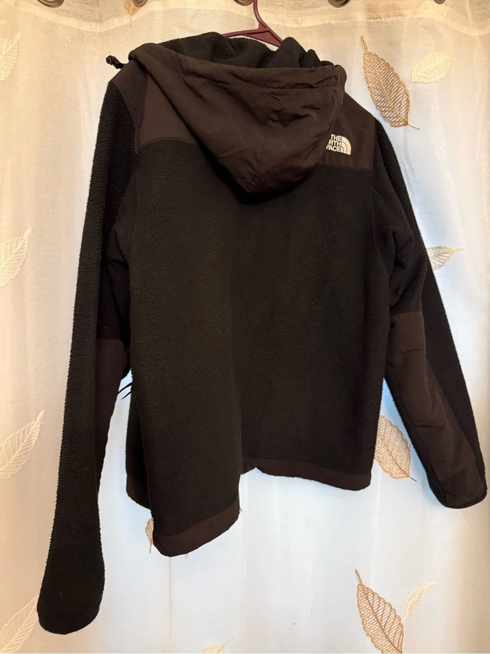The North Face Men's Black Hooded Fleece Jacket